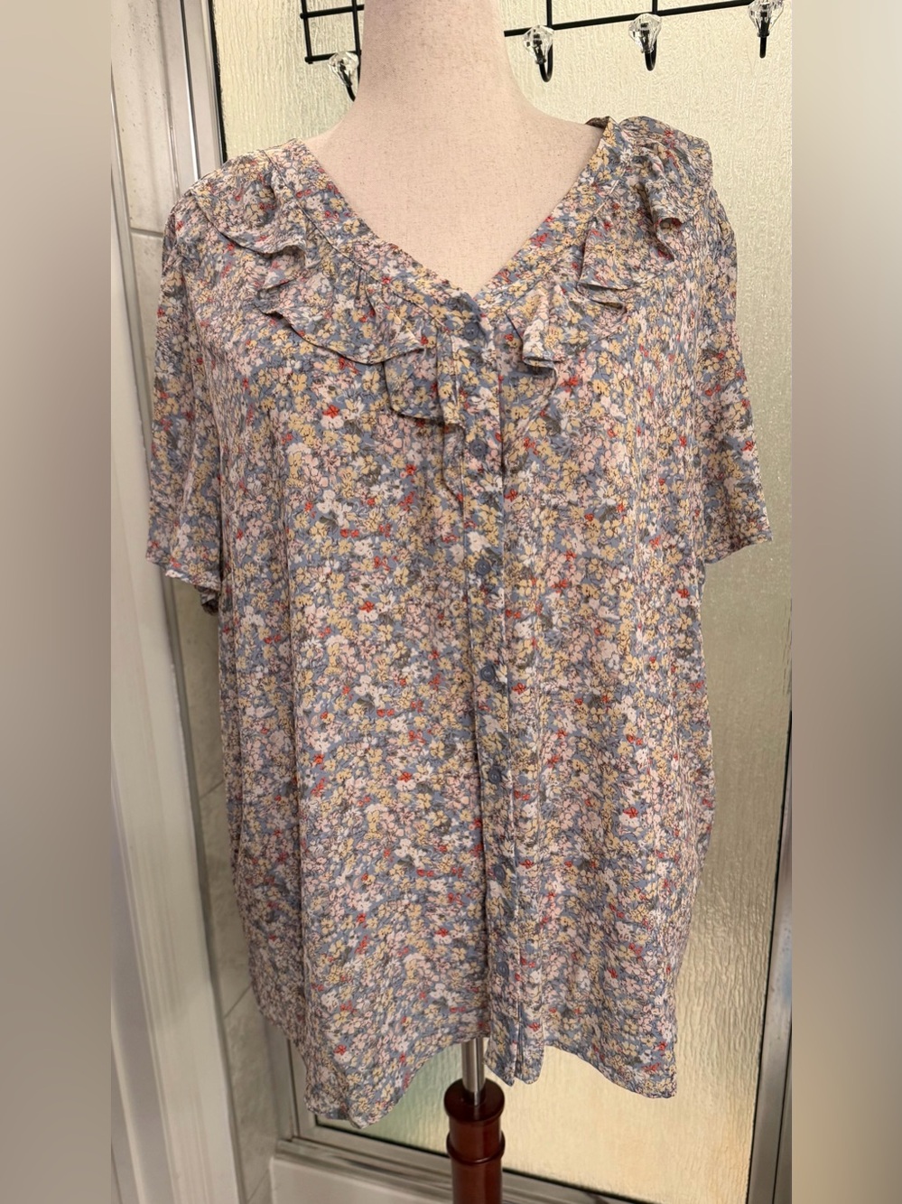 Pleione Floral V-Neck Ruffle Blouse Short Sleeve Plus Size 2X LN $20